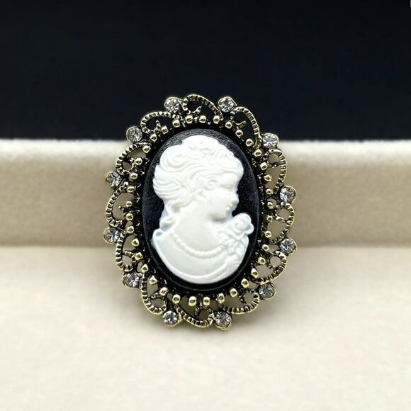 Yellow Gold and Black with Diamond Crystal Victorian Lady Cameo Pin Back Brooch - Picture 3 of 7